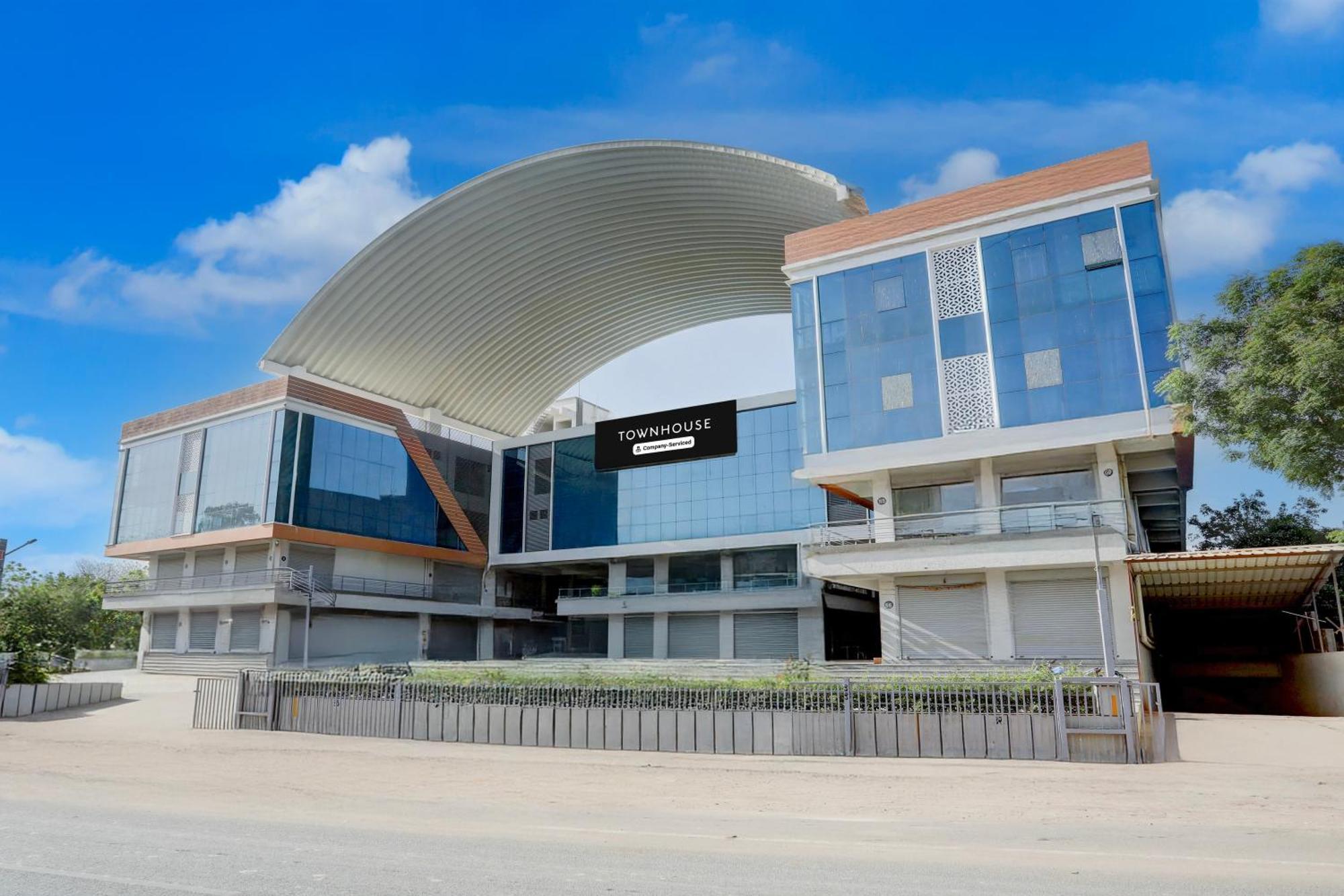 Super Townhouse Ambaji Formerly Hotel Kardhar Inn エクステリア 写真